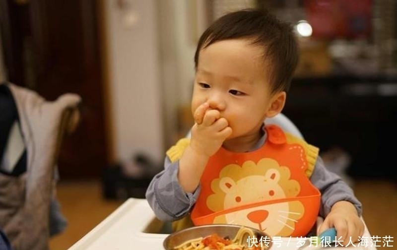 患有糖|宝宝刚出生就患糖尿病?新手爸妈要注意,这类孩子最容易得