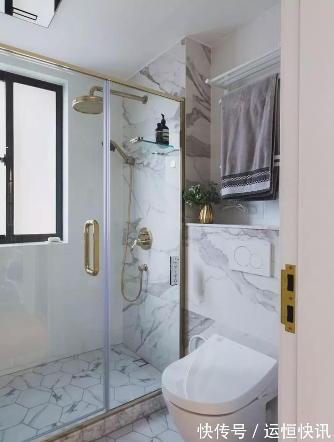 卫生间|77平的小户型二居室,次卧做全屋榻榻米设计,太实用了