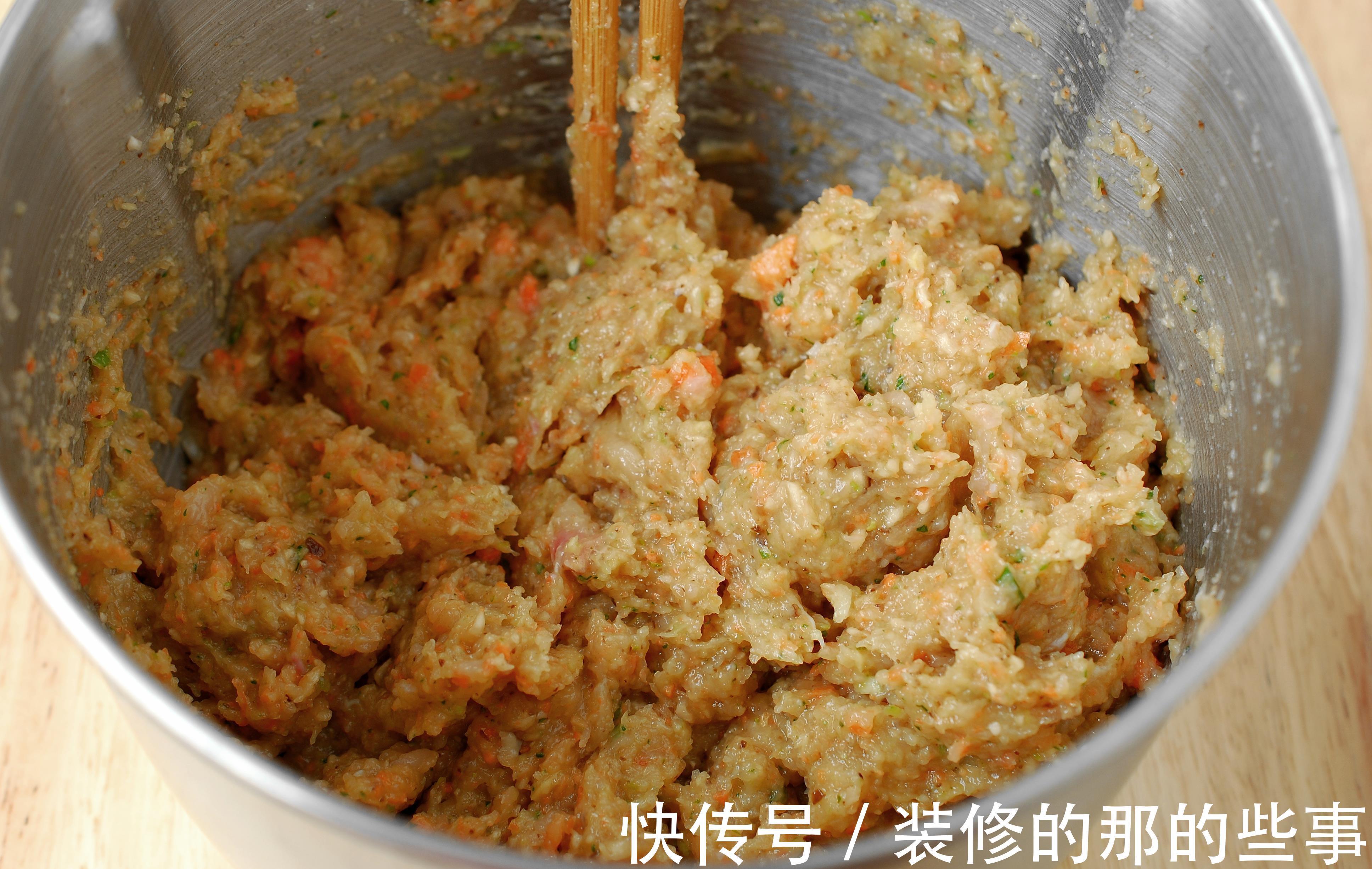 鸡肉馅儿|三伏天吃饺子，还是这肉最合适，热量低不上火，软嫩入味儿