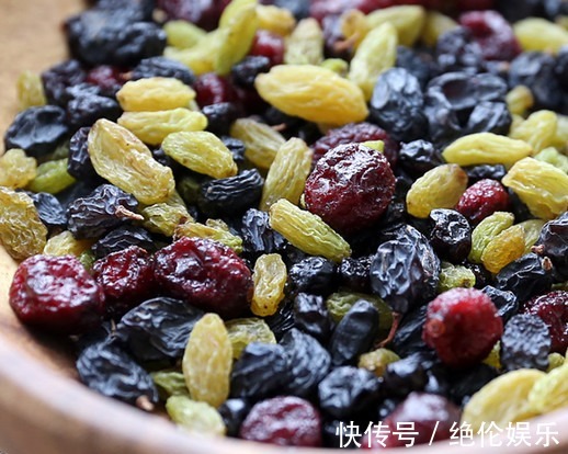 蔓越莓|葡萄干和此物一起吃,气血好了,脸色红润,给身体来个大扫除!