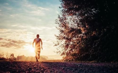 最怕|高尿酸血症,最怕的运动是什么?医生从两个层面给您详细做出解答