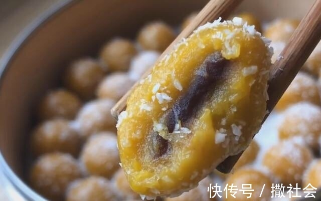 2个鸡蛋，一块南瓜，不用面粉，做家人爱吃的丸子，好吃不上火