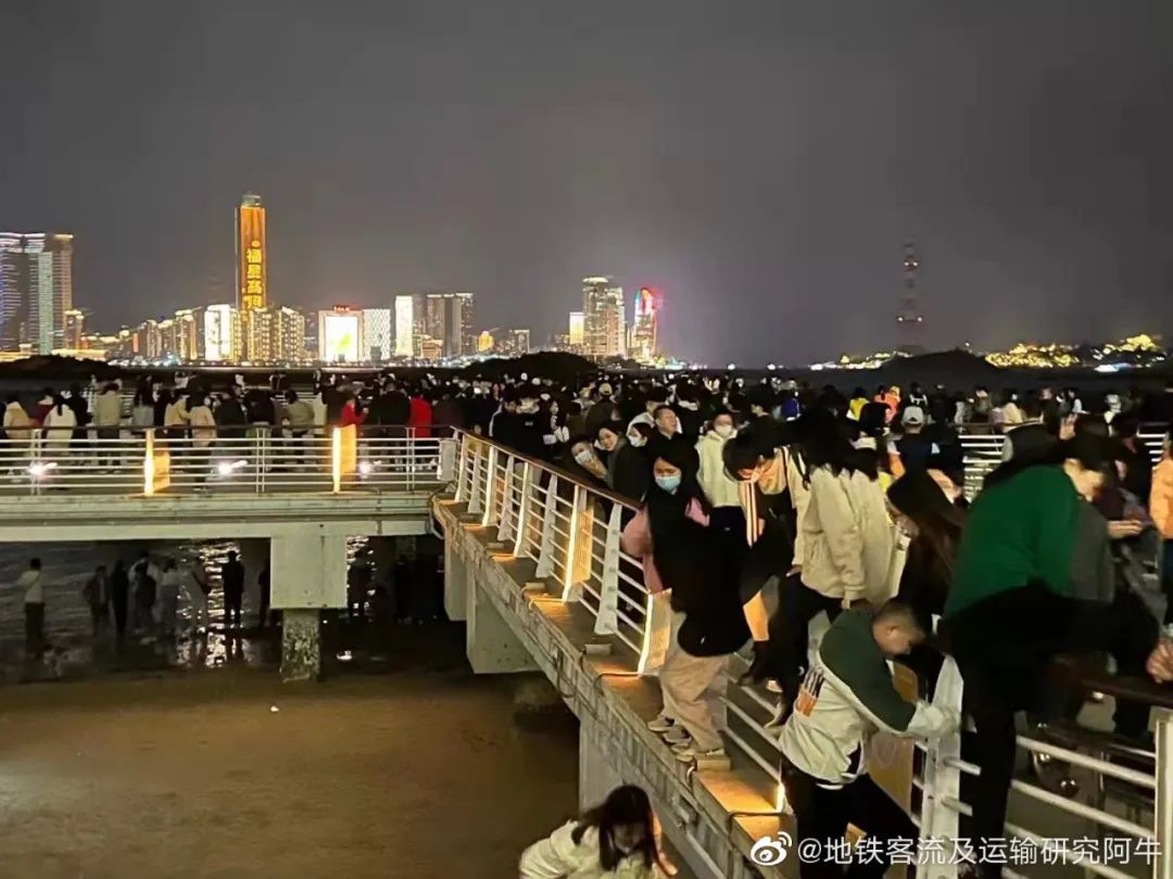 海峡导报|突发！厦门海沧湾公园人人人人人