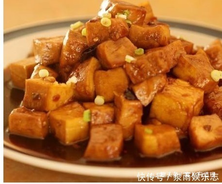 比吃肉还过瘾的家常菜，色香味俱全，越吃越过瘾，百吃不厌