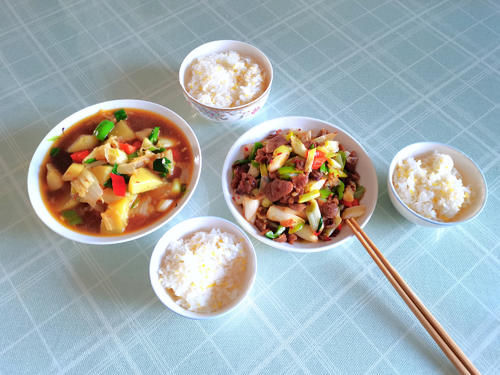 晒我家5天晚餐，花费不超100元，吃得好还省钱