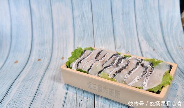 卤三疯卤炸|冬天的寒冷,你需要一顿卤三疯火锅来驱散