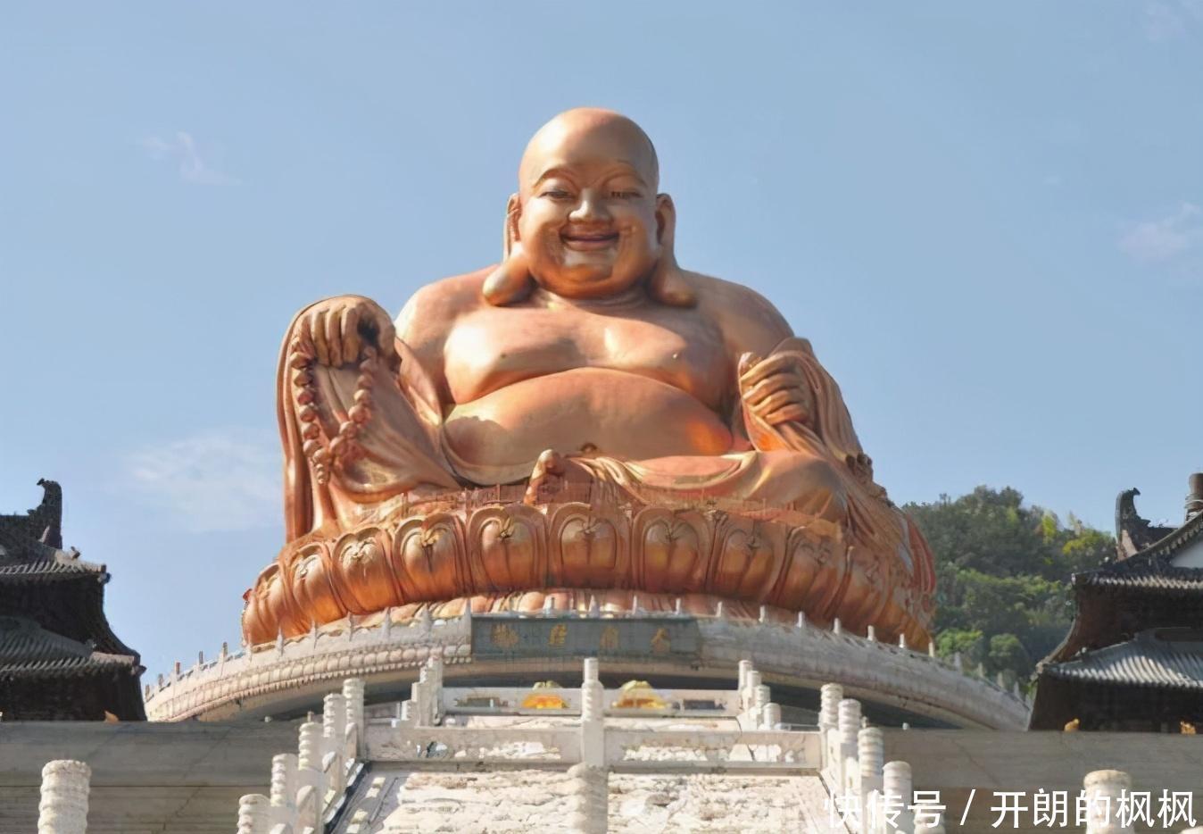 男子长得像弥勒佛,被富婆“供养”成为网红,如今怎样了