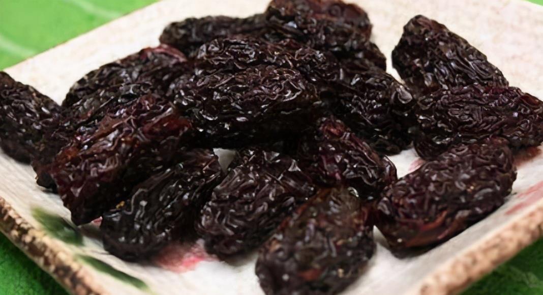 不妨|人到中年想长寿,不妨多吃3种食物,营养丰富,增强体质!