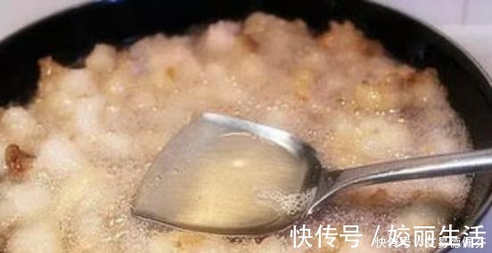 熬猪油最好别只放盐！加一点“它”猪油雪白，放一年不会坏