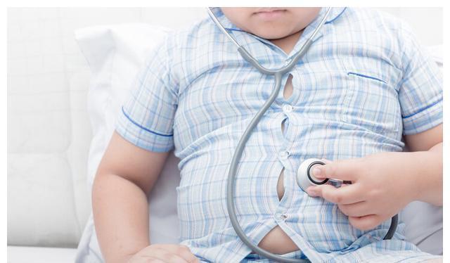 肥胖|孩子肥胖,家长责任第一!5个坏处或影响孩子一生,得及时控制