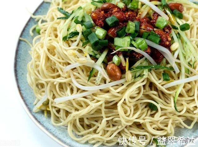 饮食|夏季吃面，无论贫富牢记“3吃1不吃”，祖辈的饮食智慧，轻松度夏