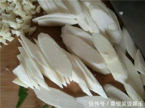  可常|它一年到头都很贵，补血却比阿胶强，补气血暖宫，有条件的可常食