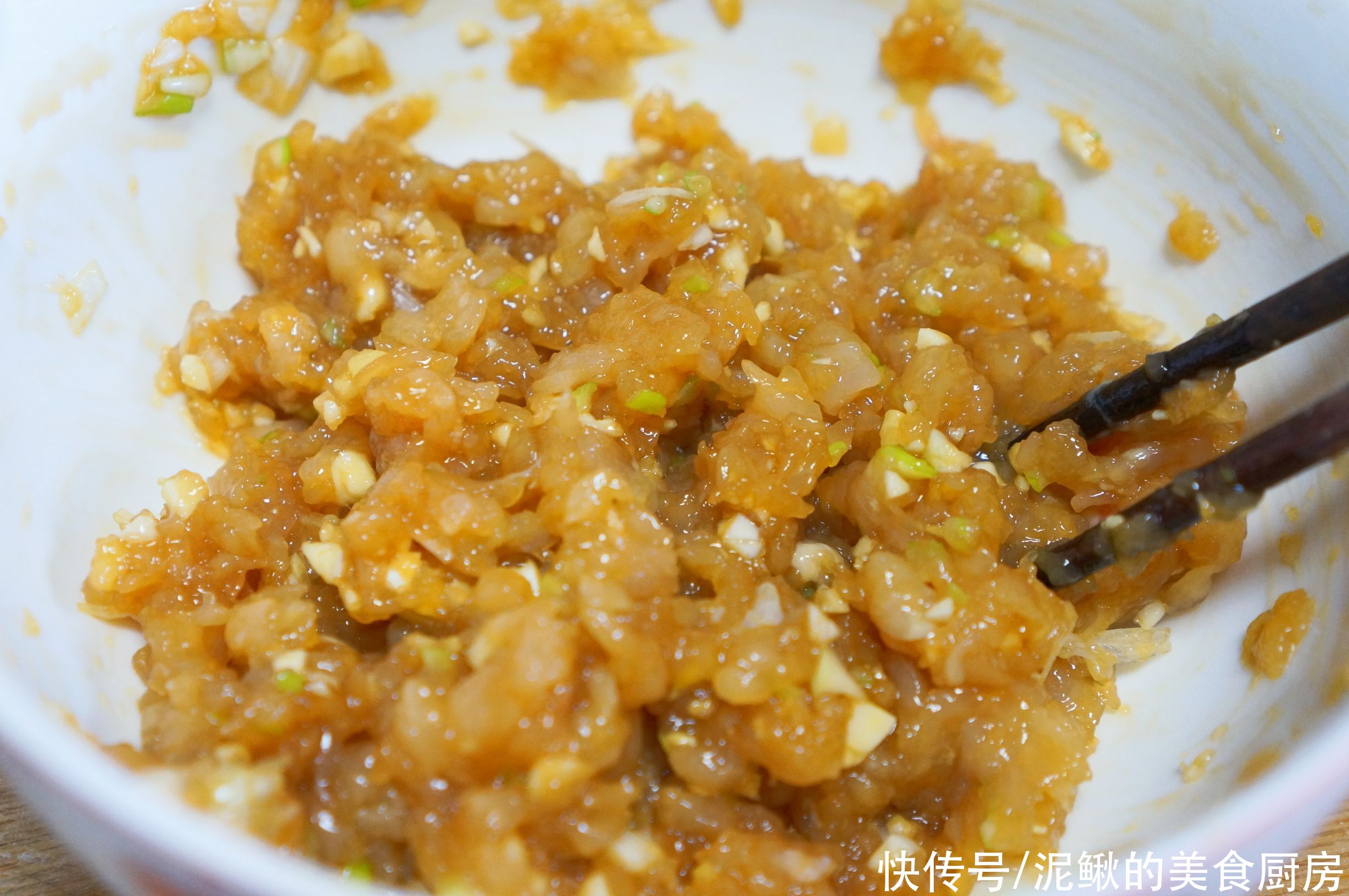 年夜饭少不了下饭菜，做法简单，好吃下饭不油腻，家人客人都喜欢