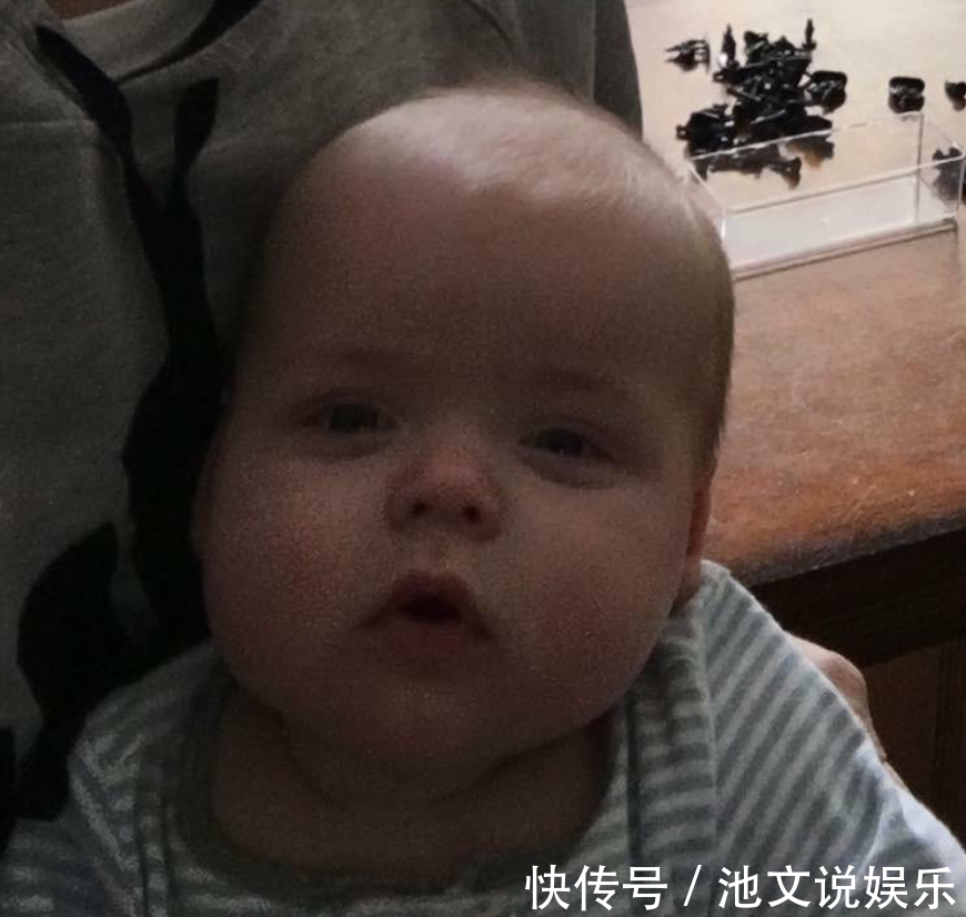 妈妈|新手奶爸带娃被宝妈查岗,发过去这些照片,宝宝好困,却不能睡