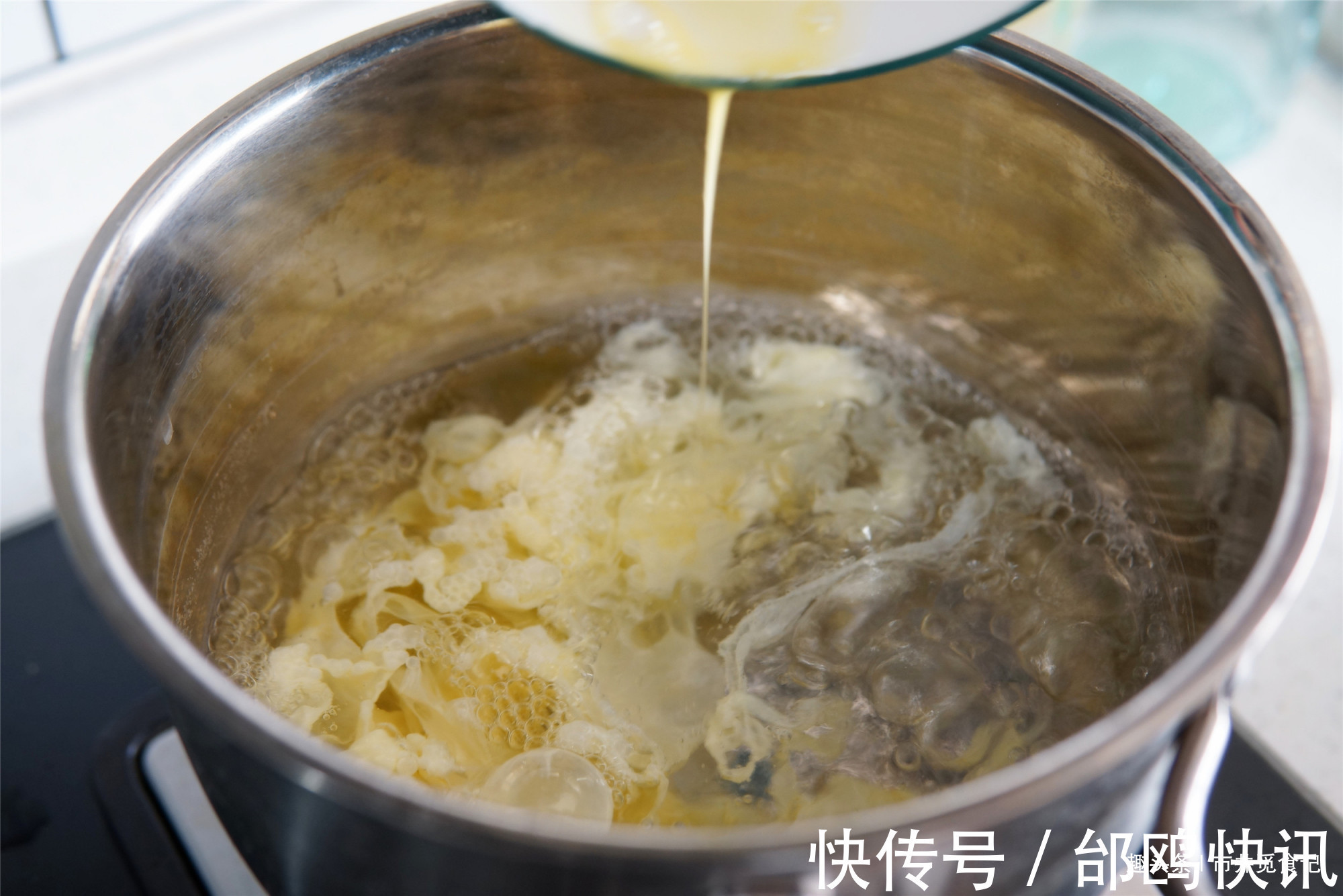 蛋花汤|做紫菜蛋花汤,紫菜下锅煮可不行,不少人会做错,难怪不鲜不好喝