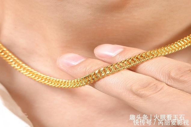 项链|购买黄金项链时，到底是选择粗项链还是细项链？