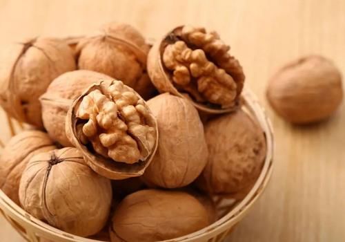 甲状腺|多家医院联合呼吁,停止食用1种“鸡蛋”,比喝酒还伤甲状腺,趁早远离