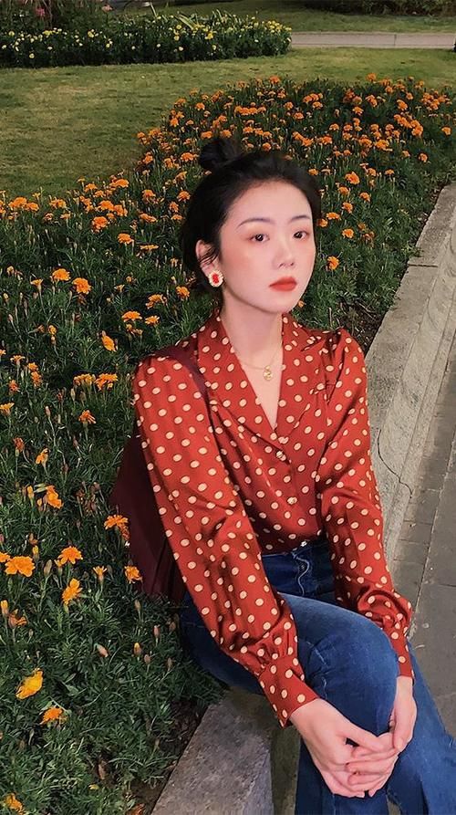 今年流行的红色单品的穿搭指南,时髦洋气,跟着穿就对了!