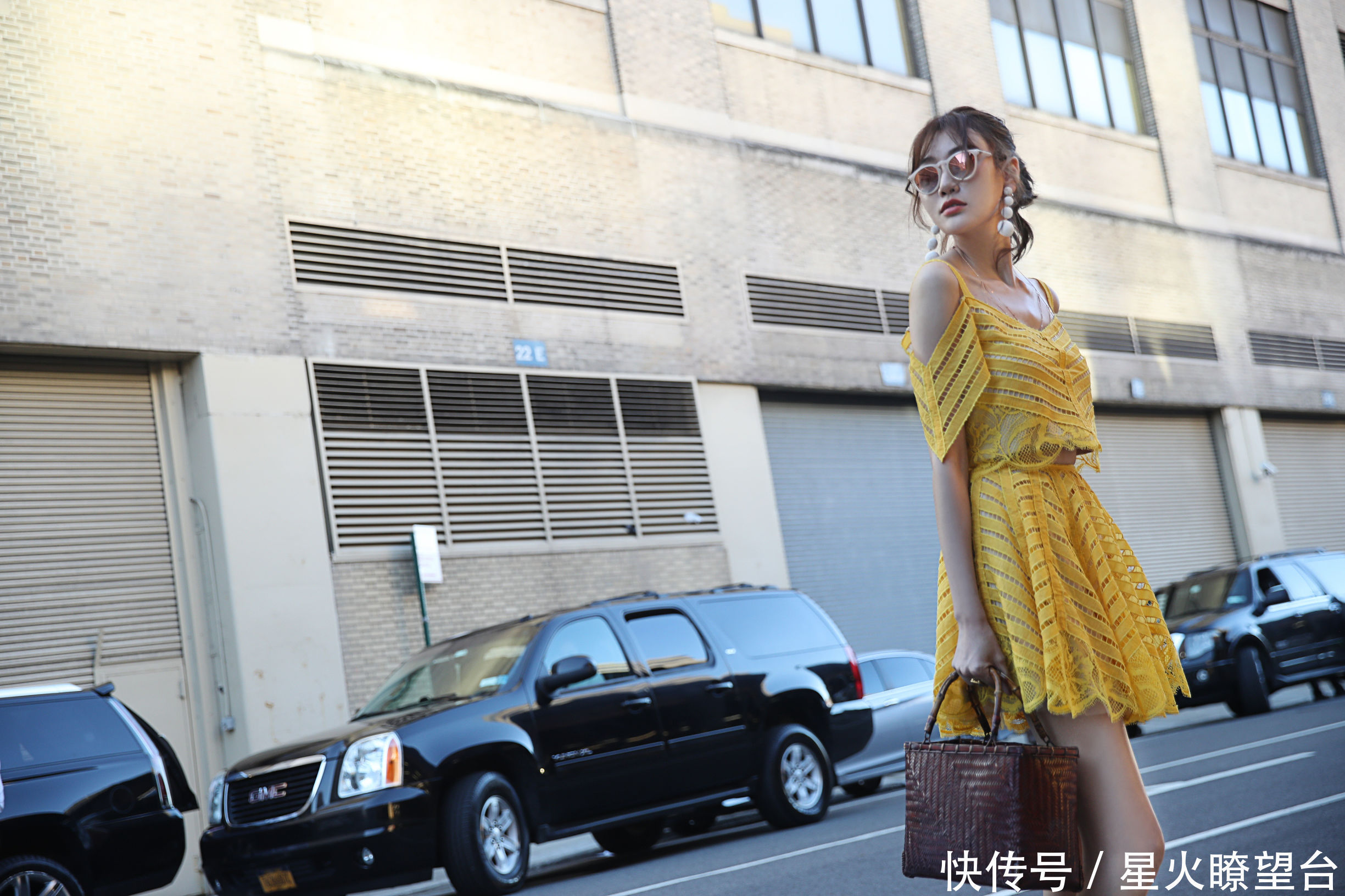 衣品|纽约时装周中国军团首秀出炉 衣品大战用力过猛还是暗藏心机？