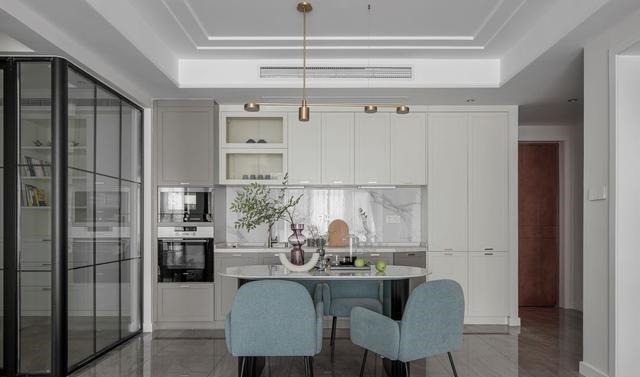 西厨|夫妻俩买下110㎡三居室，装修成轻奢风，室内精致浪漫十分好看