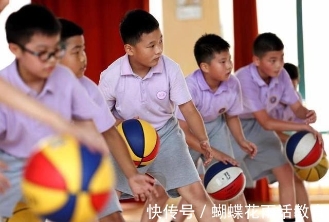 家长们|课后服务才几天,家长就帮着孩子上演“大逃亡”,原因可悲却真实