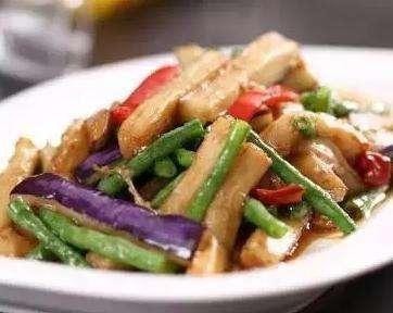 香喷喷的几道家常美食，好吃不腻，美味简单营养，家人吃的美滋滋