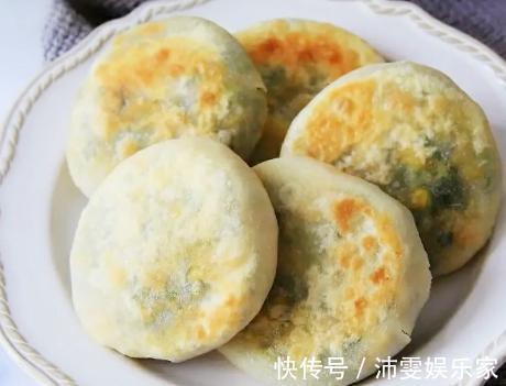 做韭菜馅饼时，鸡蛋别再炒了，教你正确做法，韭菜鲜美鸡蛋还软嫩