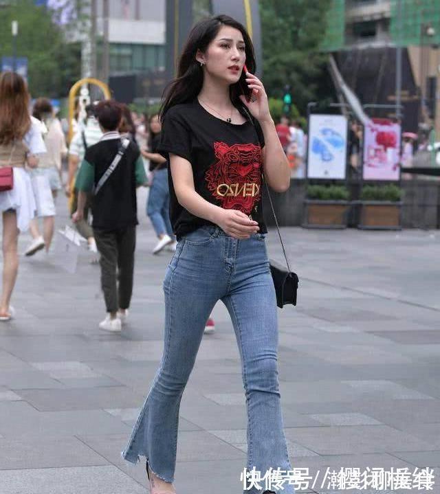 喇叭裤|牛仔裤是一年四季的“常青树”,时尚而显瘦,哪有那么多