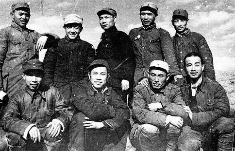 邱会作|邱会作晚年生活如何?时隔多年夫妻终于团聚,病逝后,上千人送别!