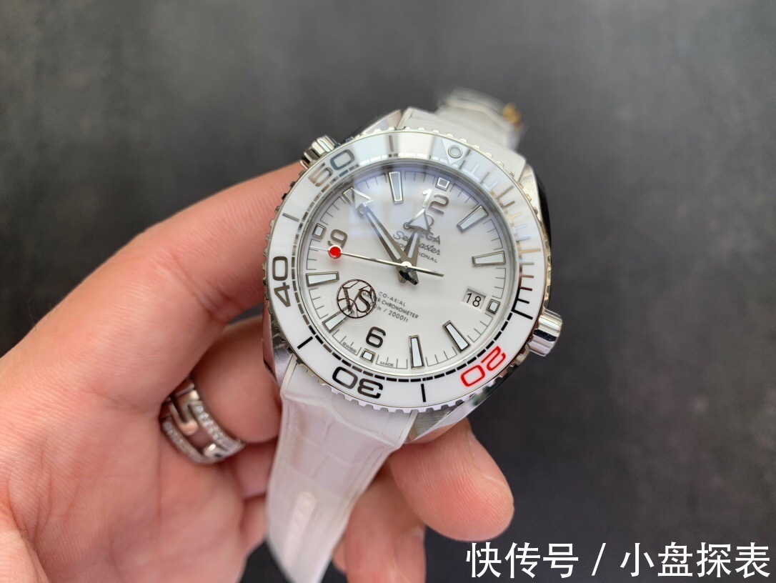 女表|vs厂海马系列600米女表做工怎么样