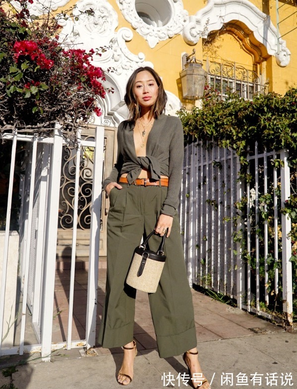 亮色|为什么你穿针织开衫显老气,这5组对比太真实,阿姨和姐姐的区别