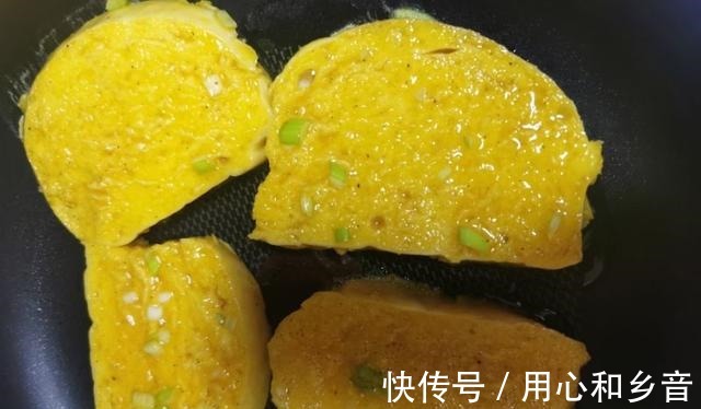 快手香煎葱蛋馒头片!