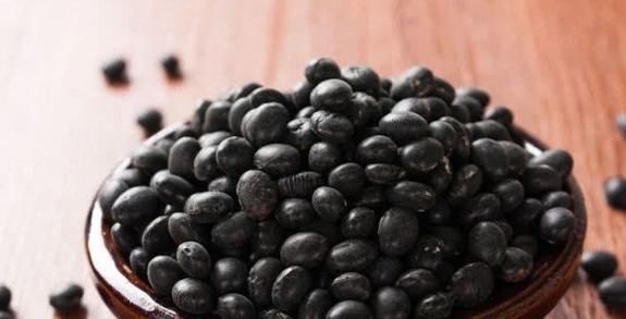 食物|超过40岁的女人,常吃以下几种食物,对身体会非常的健康!