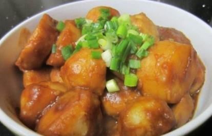 这菜2块5一斤，比土豆好吃，比红薯香甜，但是很少有人吃过