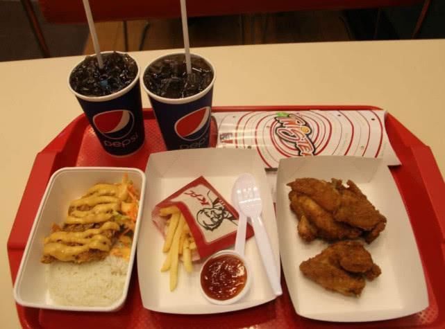 肯德基|吃肯德基时,从不点这3种食物,服务员会把你当做“内部人员”