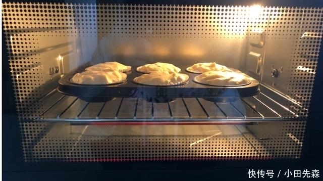 柔软|超级柔软的纸杯蛋糕,低糖美味不怕胖,一口气可以吃掉5个