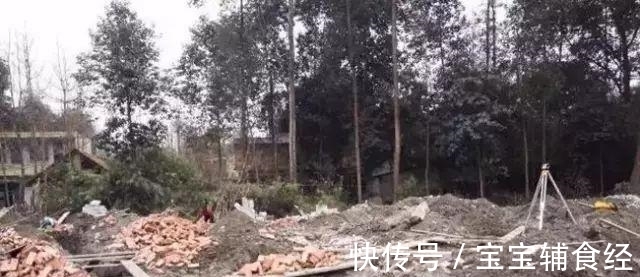 外栏杆|赚钱了,要回家盖一栋这样的别墅,带开放式车库,让邻里都来羡慕