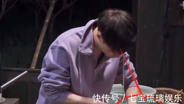 何炅|张艺兴还是太天真，不懂节目组套路，也不知道《向往5》真正真谛