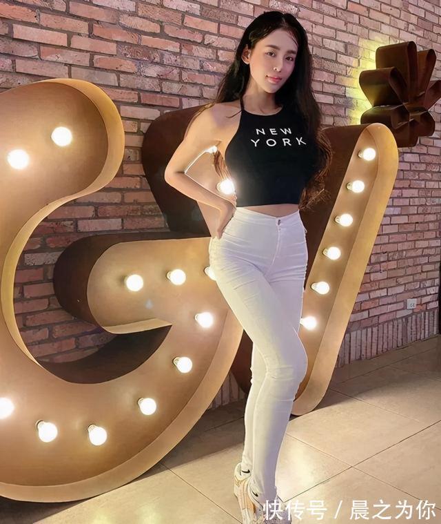 力量训练|越南版“卡戴珊”腰臀比太迷人,5个动作打造“卡戴珊”式翘臀