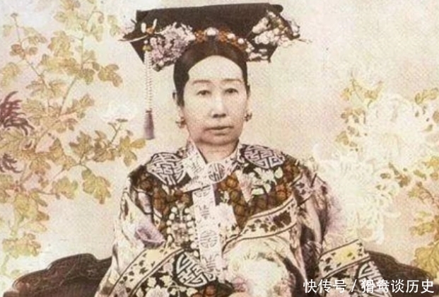 臭气熏天|慈禧送葬时为何臭气熏天?想尽办法都难以掩盖,李莲英束手无策