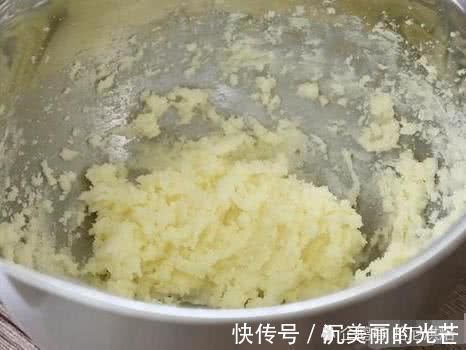 日式菠萝包，咋做才能柔软好吃很多人第一步就错了，关键在和面