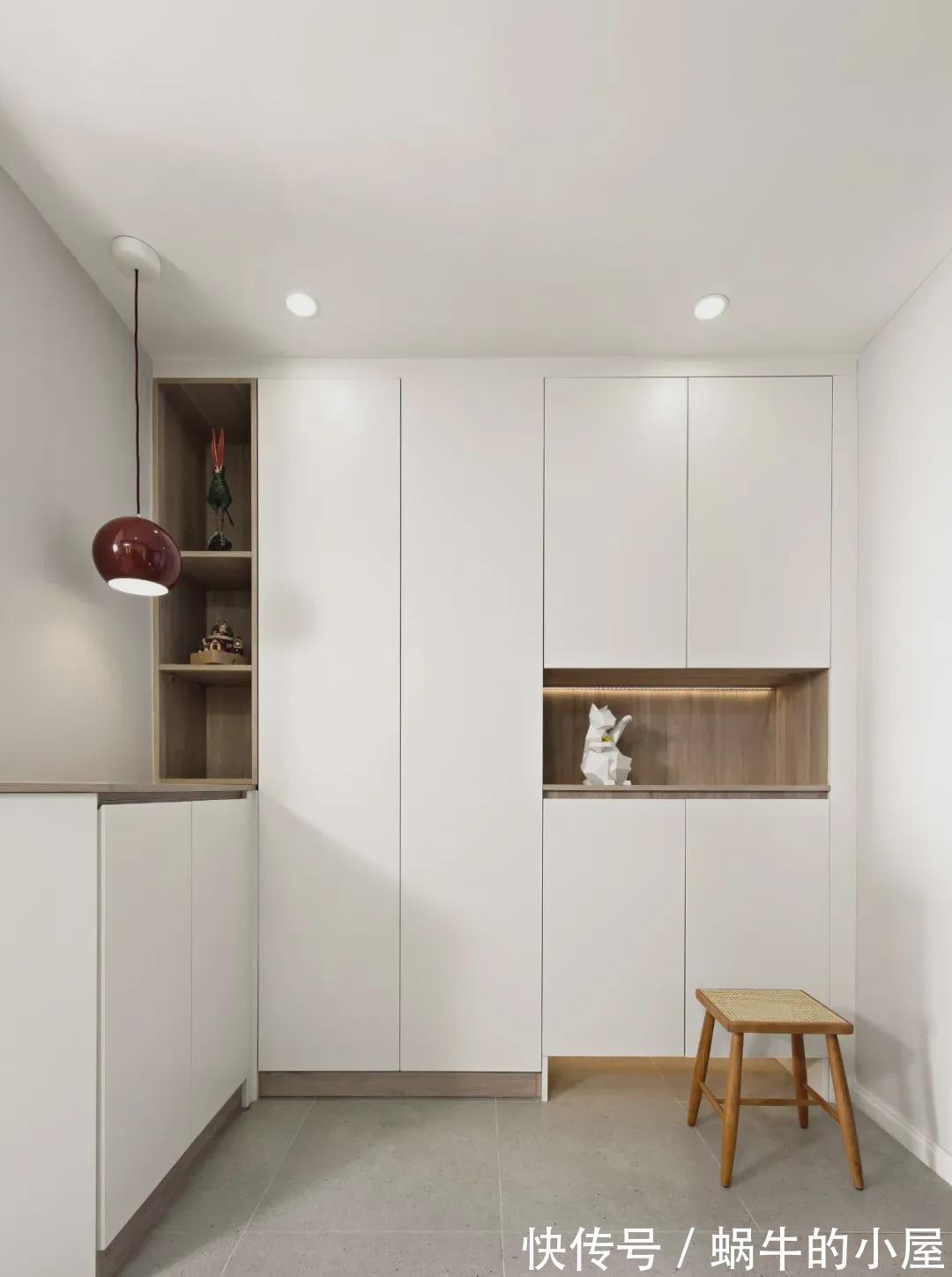 两居|87㎡舒适养心的北欧风两居，一抹复古墨绿色，好看到受不了~