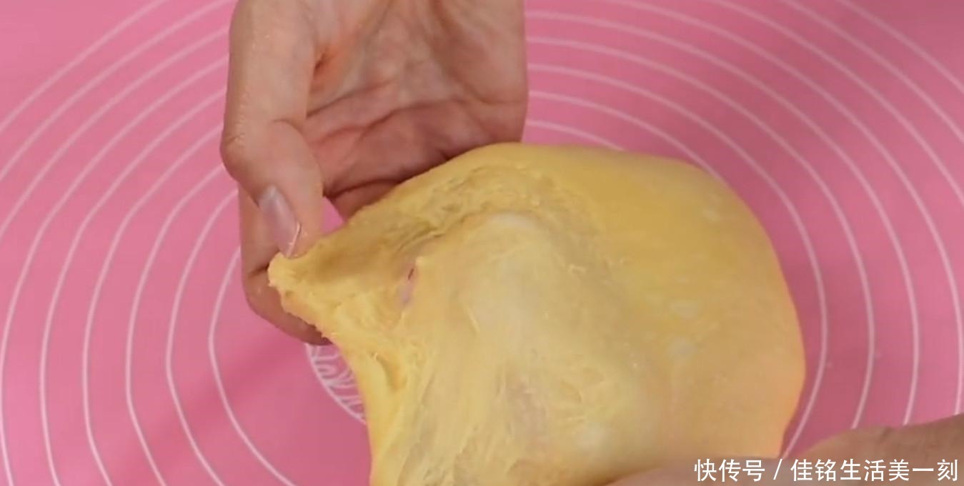 烤箱|不用烤箱的,懒人“面包”,松软拉丝,食材家常,比买的好吃多了