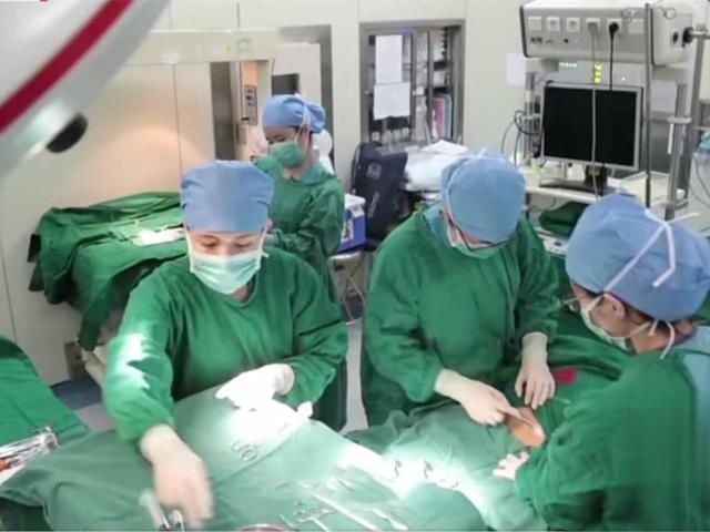 剖腹产|第一次剖腹和第二次有什么不同医生说出实话,孕妈要心里有数