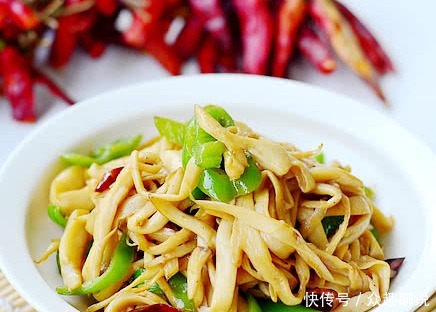 炒杏鲍菇总是不入味?学会这个杏鲍菇做法,口感鲜香吃着还入味