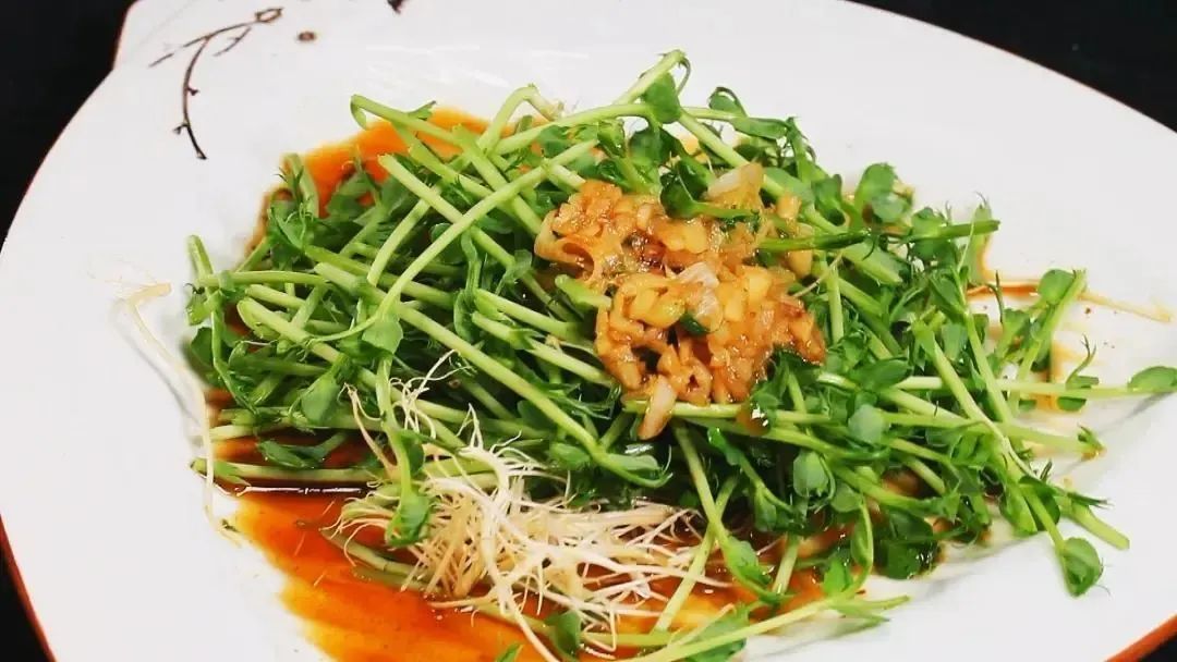 爱马仕|蔬菜中的“爱马仕”，健脾清热，但吃时少做这一步，致癌风险很大！