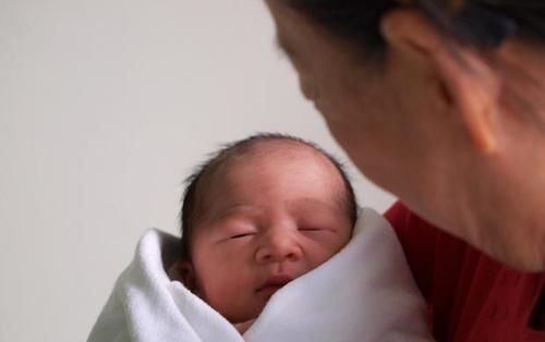 产妇|“没得商量,我不要顺产”,90后产妇的话句句在理,让人无力反驳