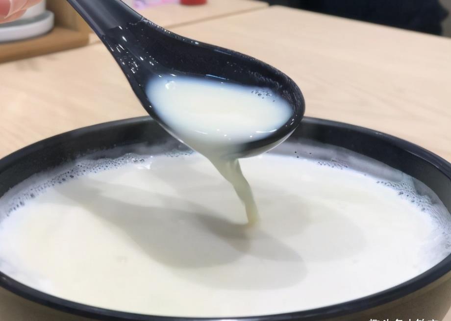 打豆浆,泡好的黄豆直接打就外行了,多加1个步骤,香浓更顺滑