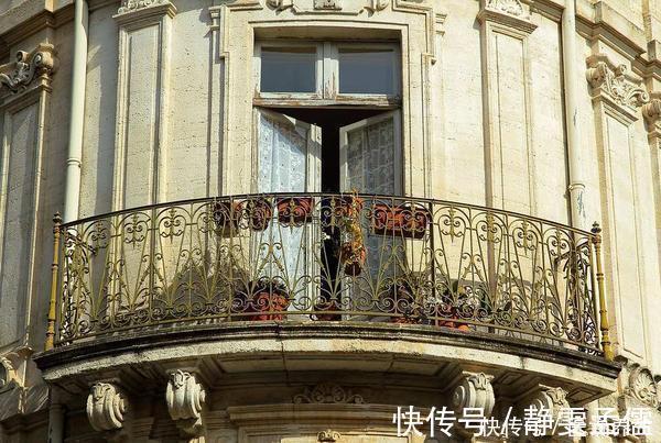 家里不起眼的地方，竟是霉菌藏身地，不想得病，劝你勤快点