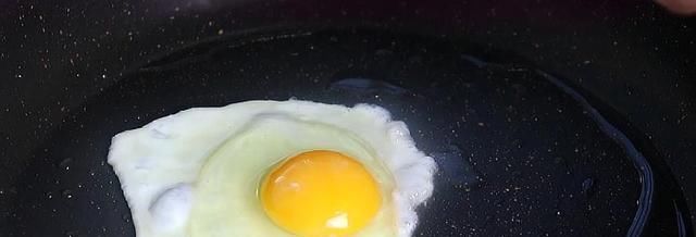 鸡蛋加豆腐这样做出来的美味，口感丰富营养美味，让人无法拒绝